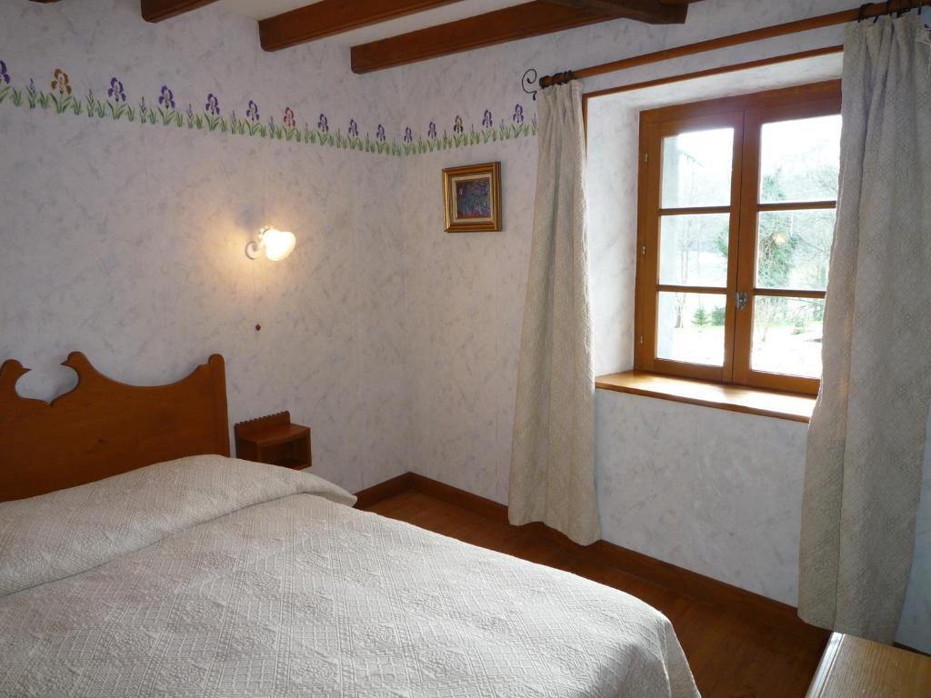 Domaine Vega Bed & Breakfast Saint-Arroman  Exterior photo