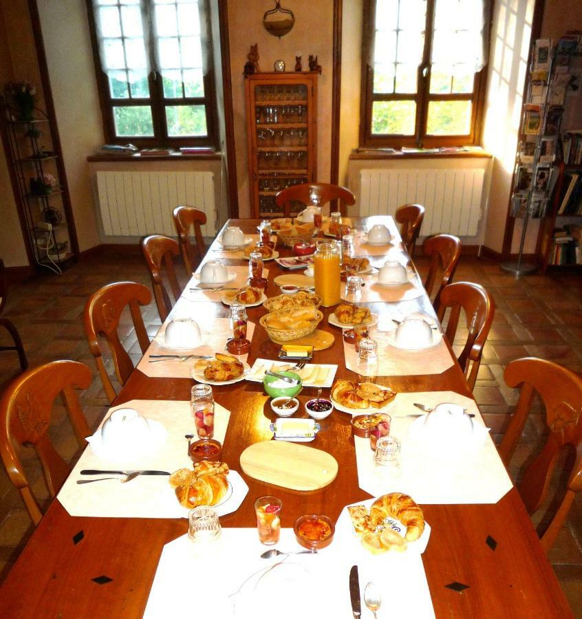 Domaine Vega Bed & Breakfast Saint-Arroman  Exterior photo